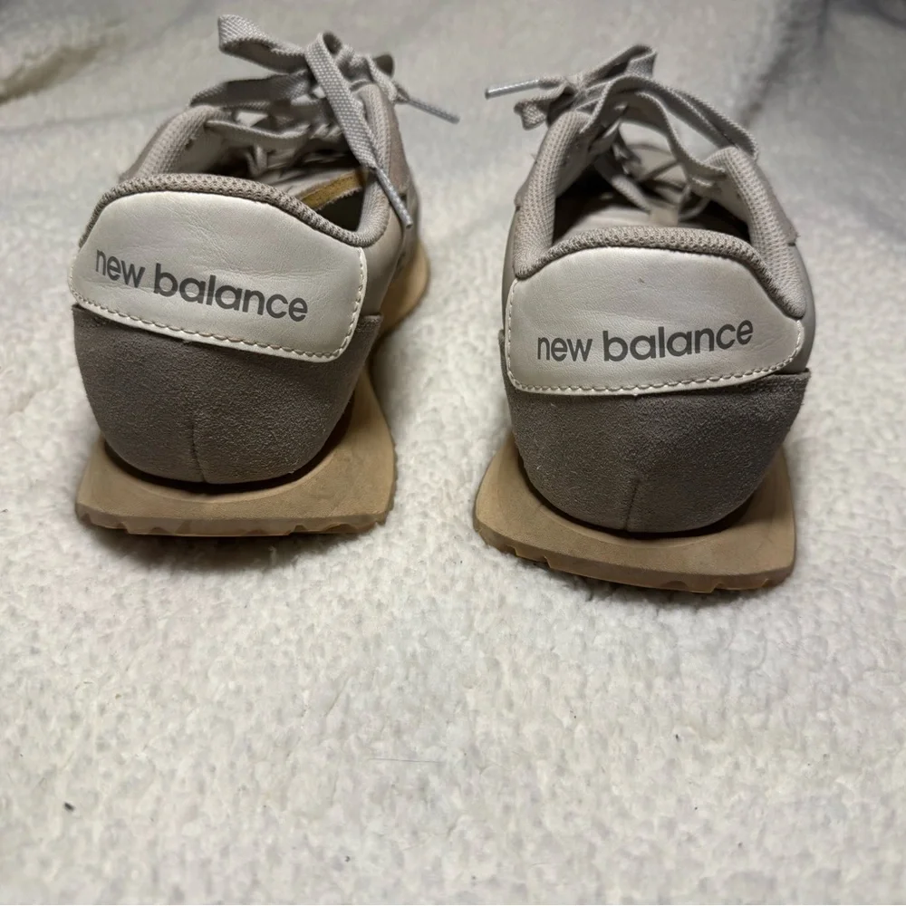 New Balance Suede and Mesh Gray Sneakers - Picture 6 of 10